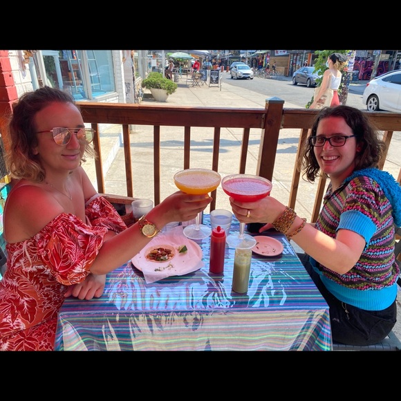 Meet your Posher, Sara - Picture 7 of 9